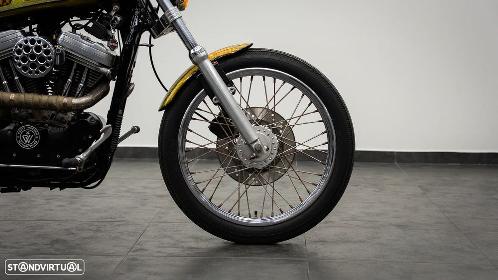 Harley-Davidson Sportster 883 - 13