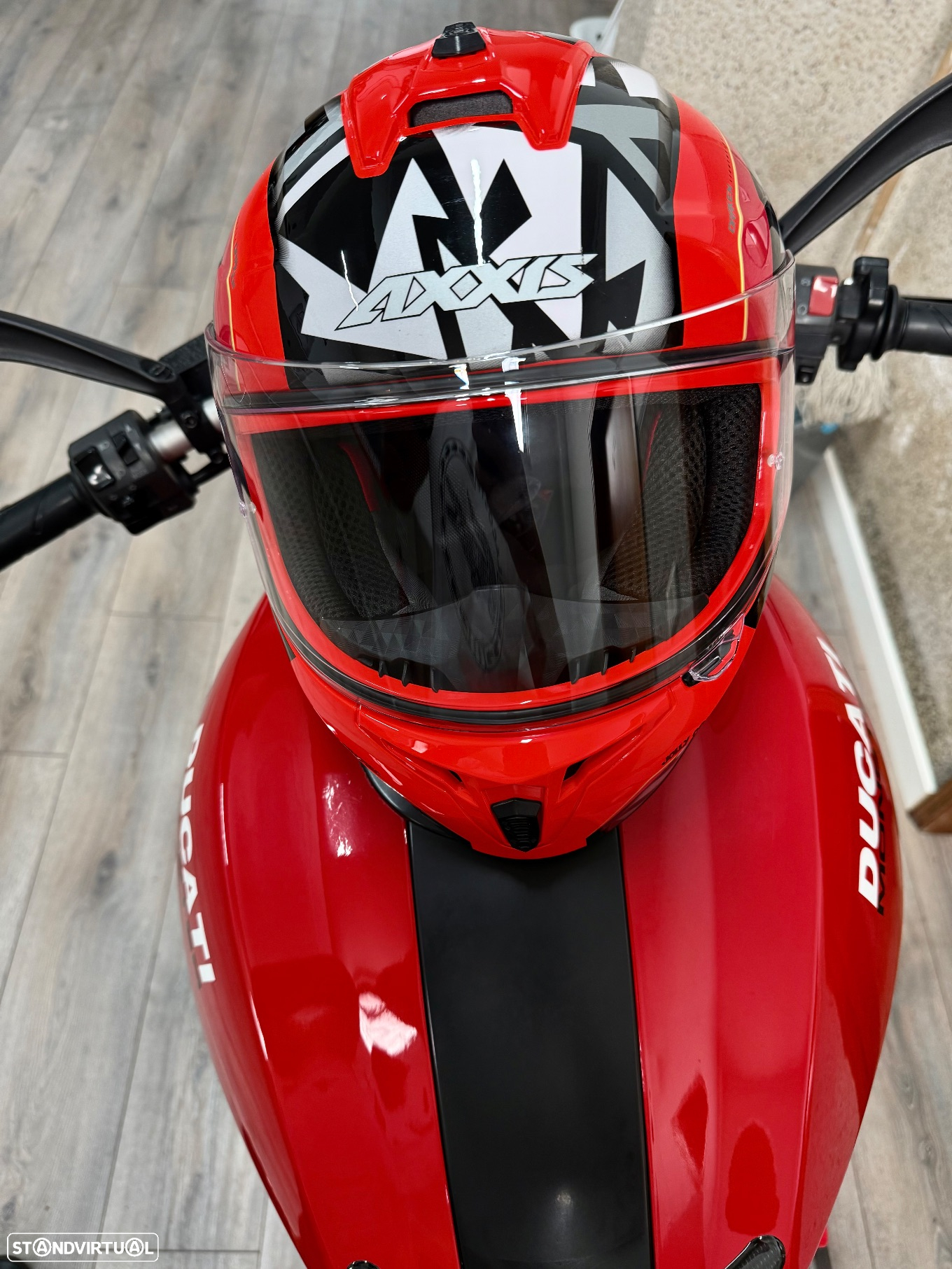 Ducati Monster 796 - 6
