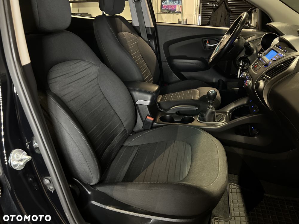Hyundai ix35 1.6 2WD blue Style - 13