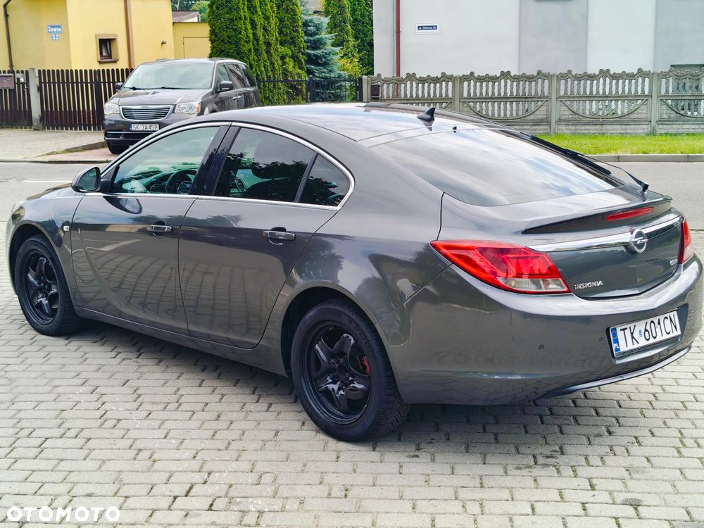 Opel Insignia 2.0 CDTI - 18