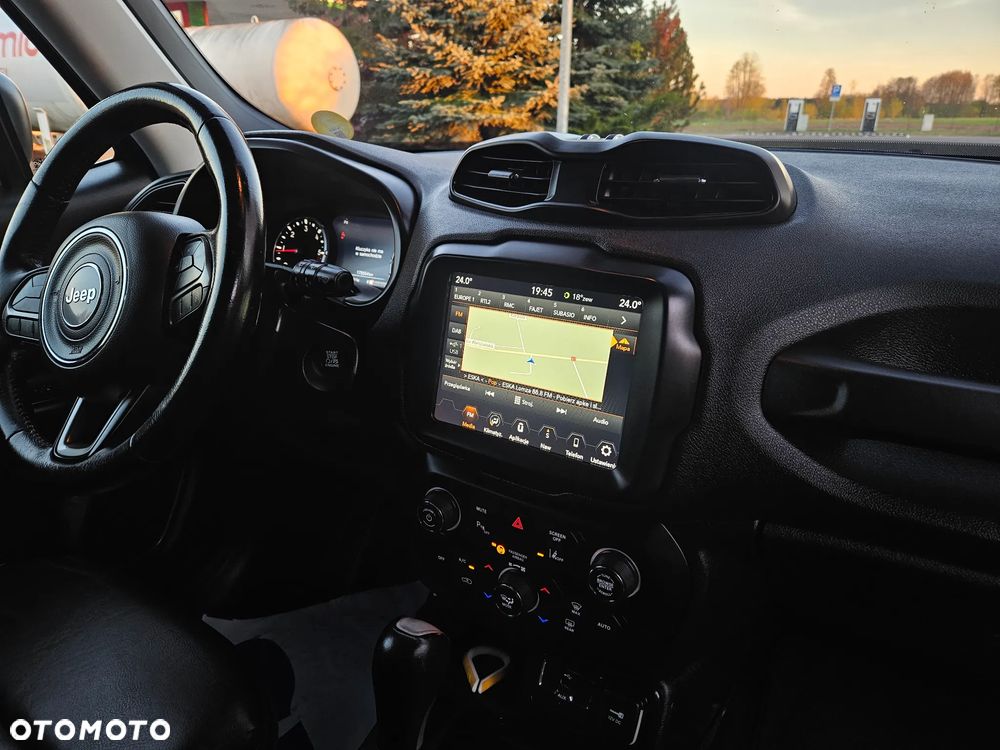 Jeep Renegade 1.6 MultiJet DSG Limited - 28