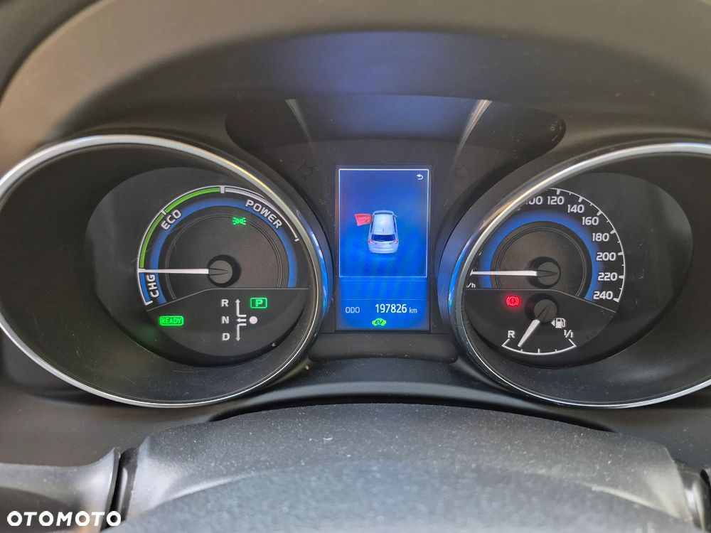 Toyota Auris 1.8 HSD Luna - 34