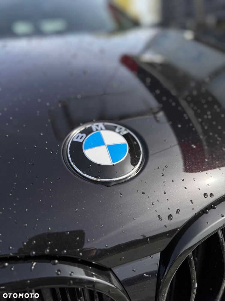 BMW Seria 7 750i xDrive - 5