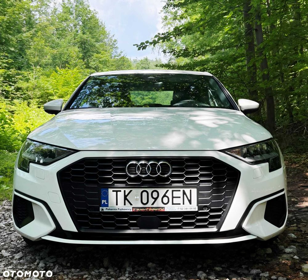 Audi A3 Limousine - 1