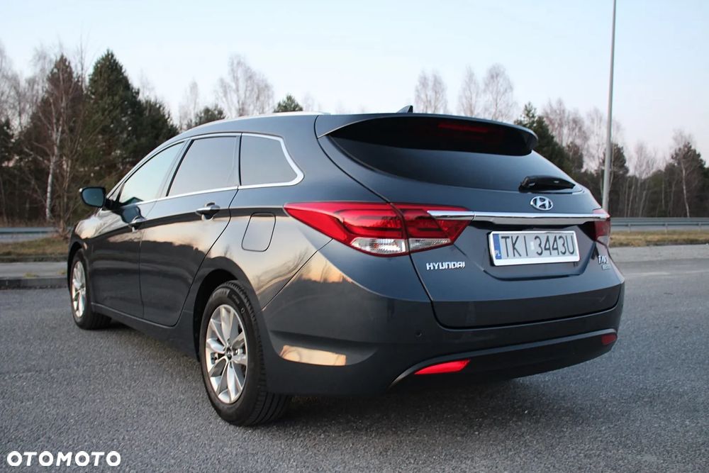 Hyundai i40 Kombi 1.7 CRDi Premium - 8