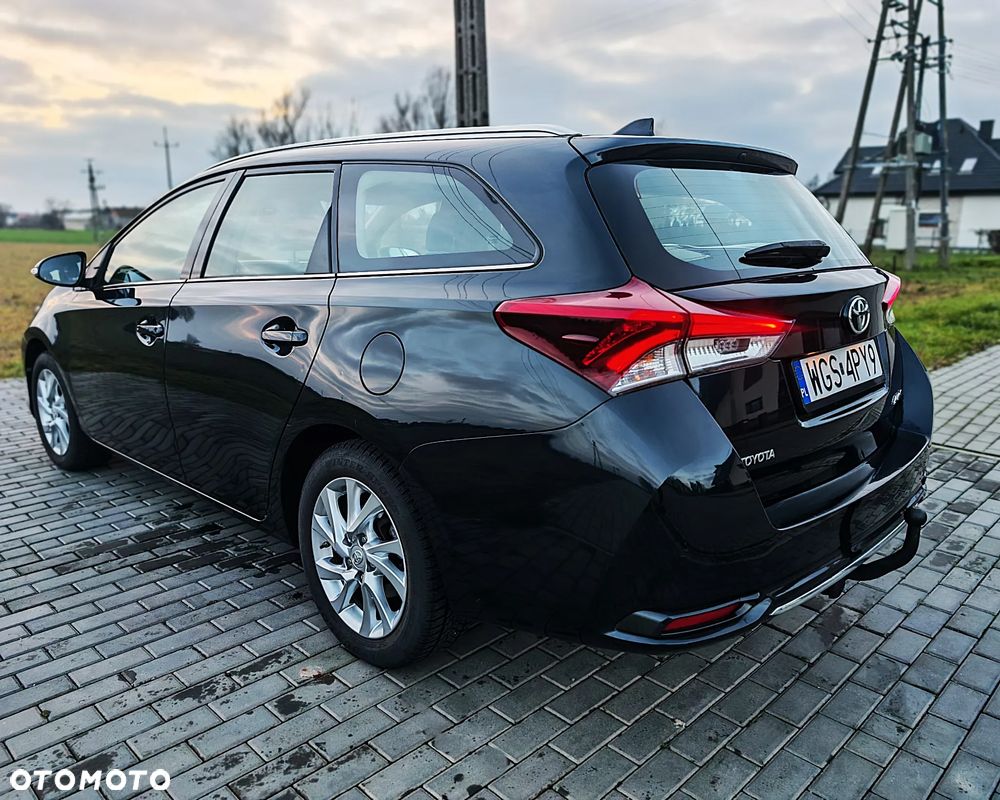 Toyota Auris 1.2 T Premium - 9
