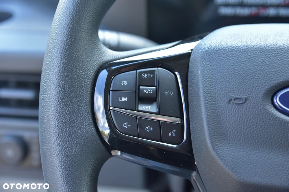 Ford Transit Custom Trend Furgon Brygadówka L2H1 136KM - 10