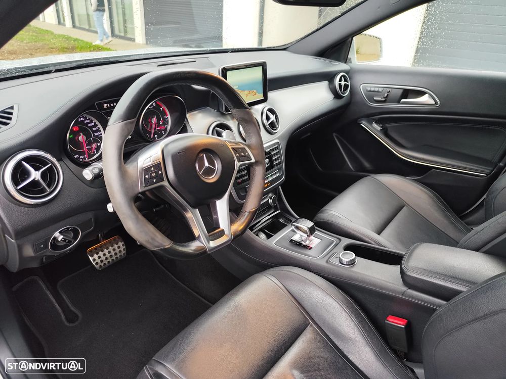 Mercedes-Benz GLA 45 AMG 4-Matic - 8