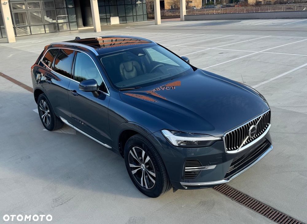 Volvo XC 60 T6 Plug-In Hybrid AWD Inscription - 8