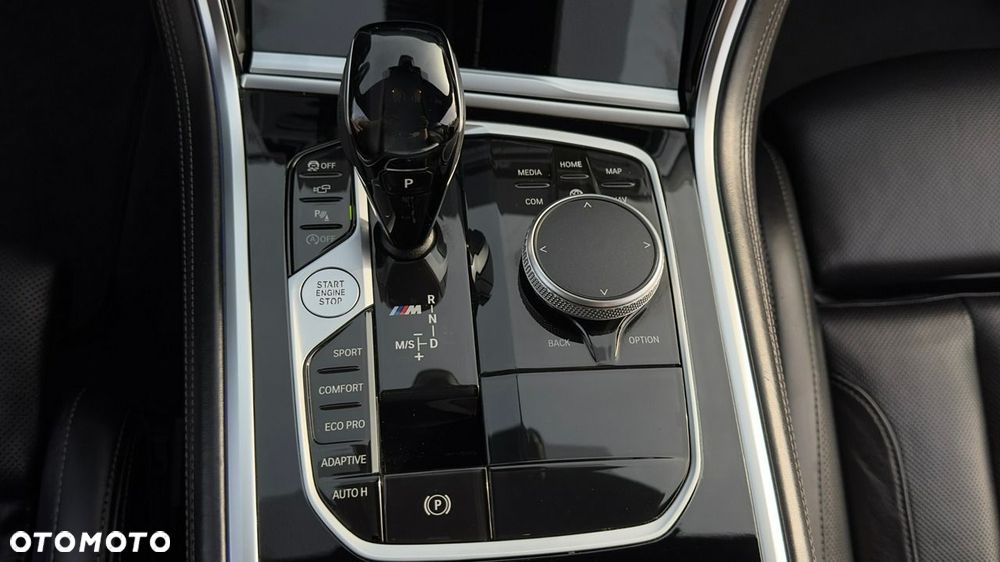 BMW Seria 8 - 20