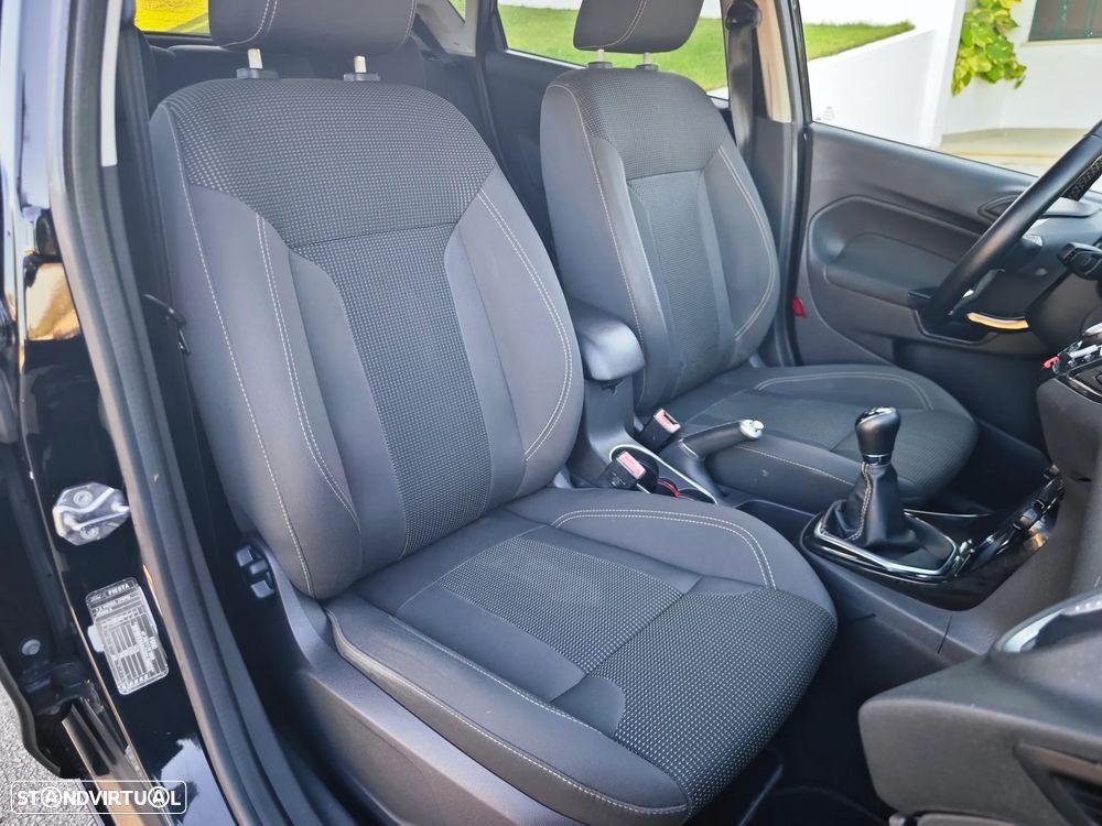 Ford Fiesta 1.5 TDCi Titanium - 10