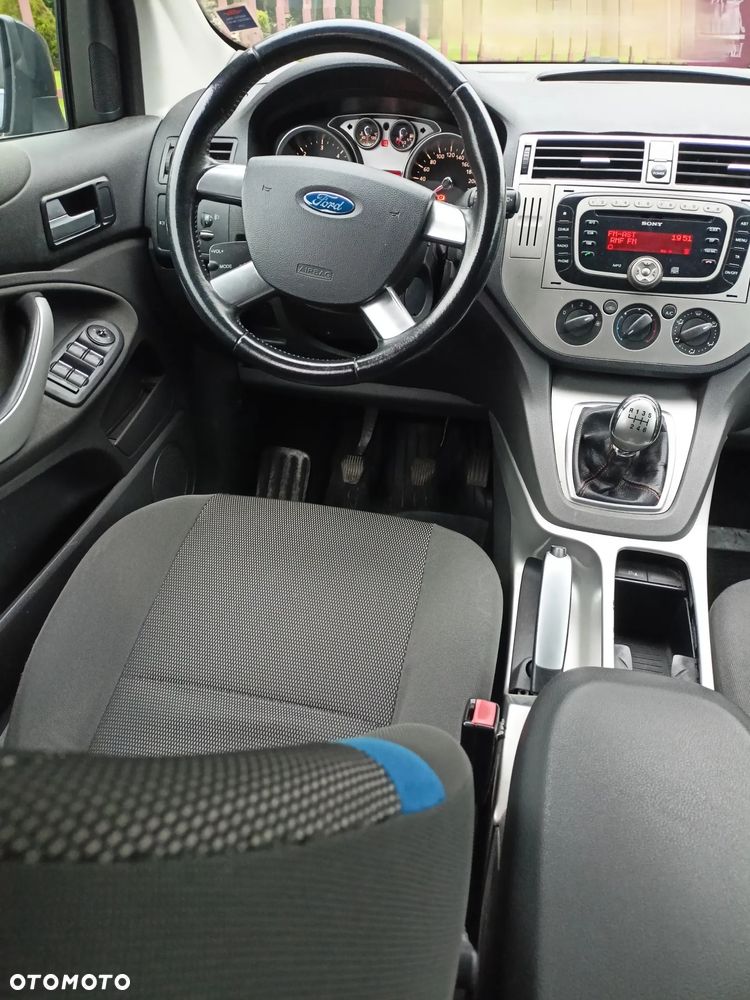 Ford Kuga - 6