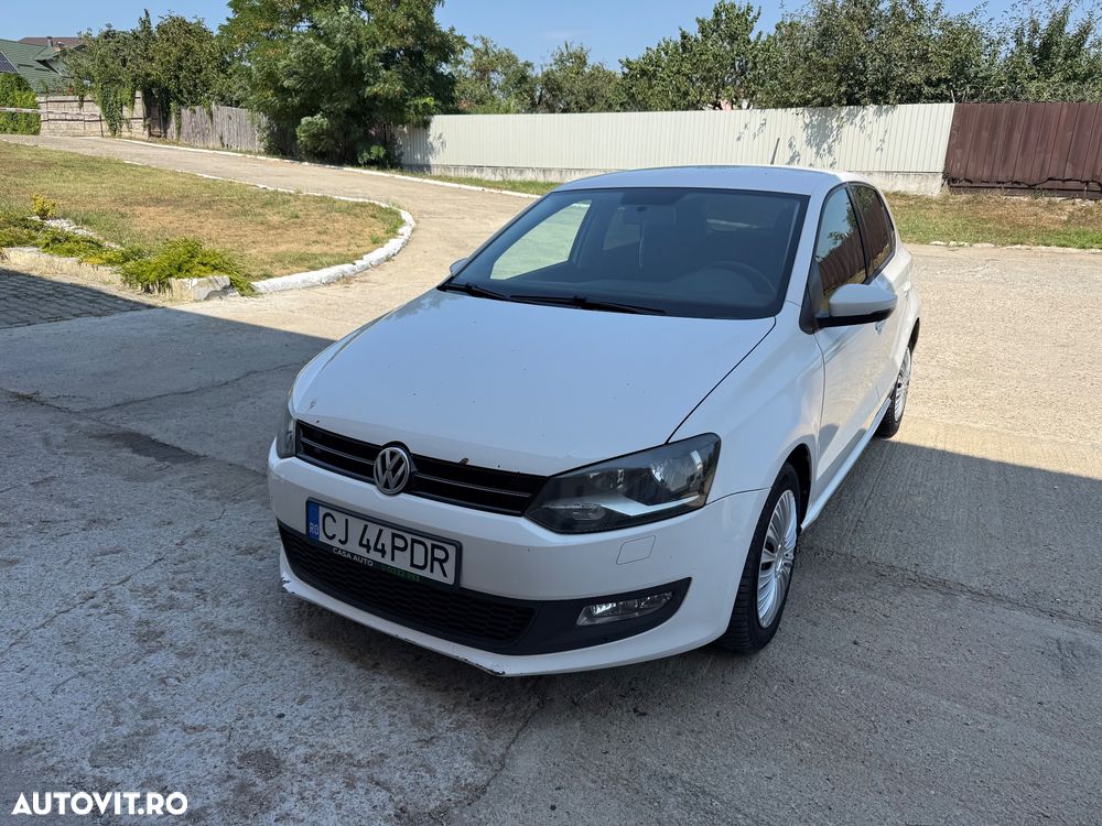 VOLKSWAGEN Polo