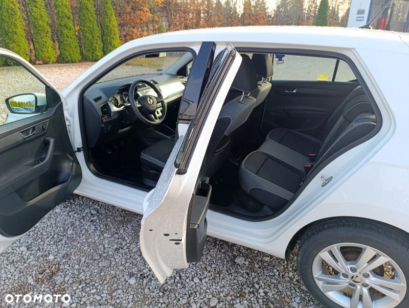 Skoda Fabia 1.0 Ambition - 15