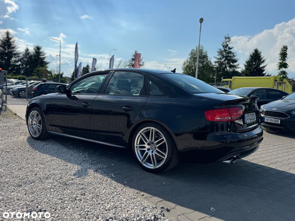 Audi A4 Limousine 2.0 TFSI quattro S line Sportpaket (plus) - 11