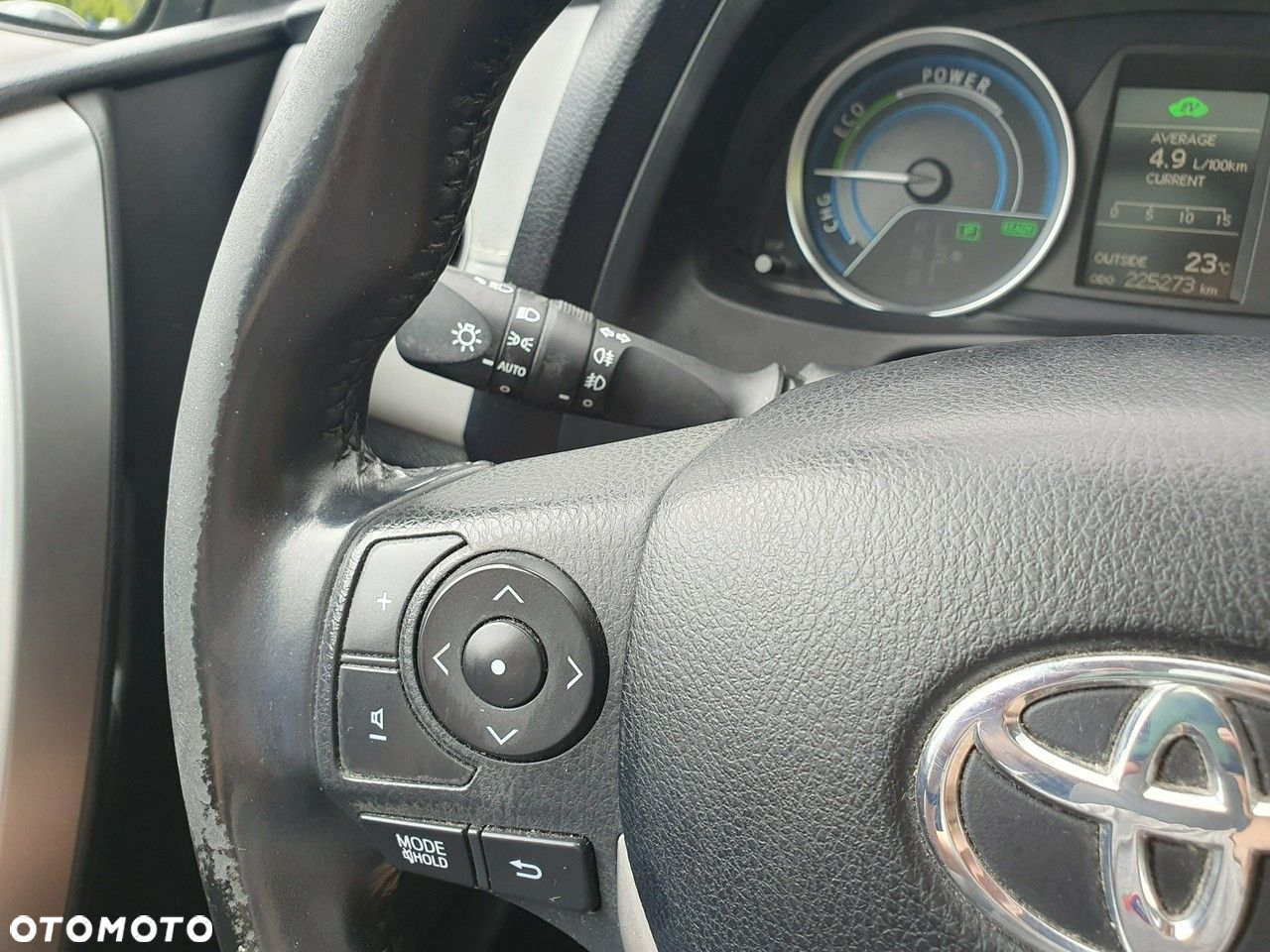Toyota Auris - 24