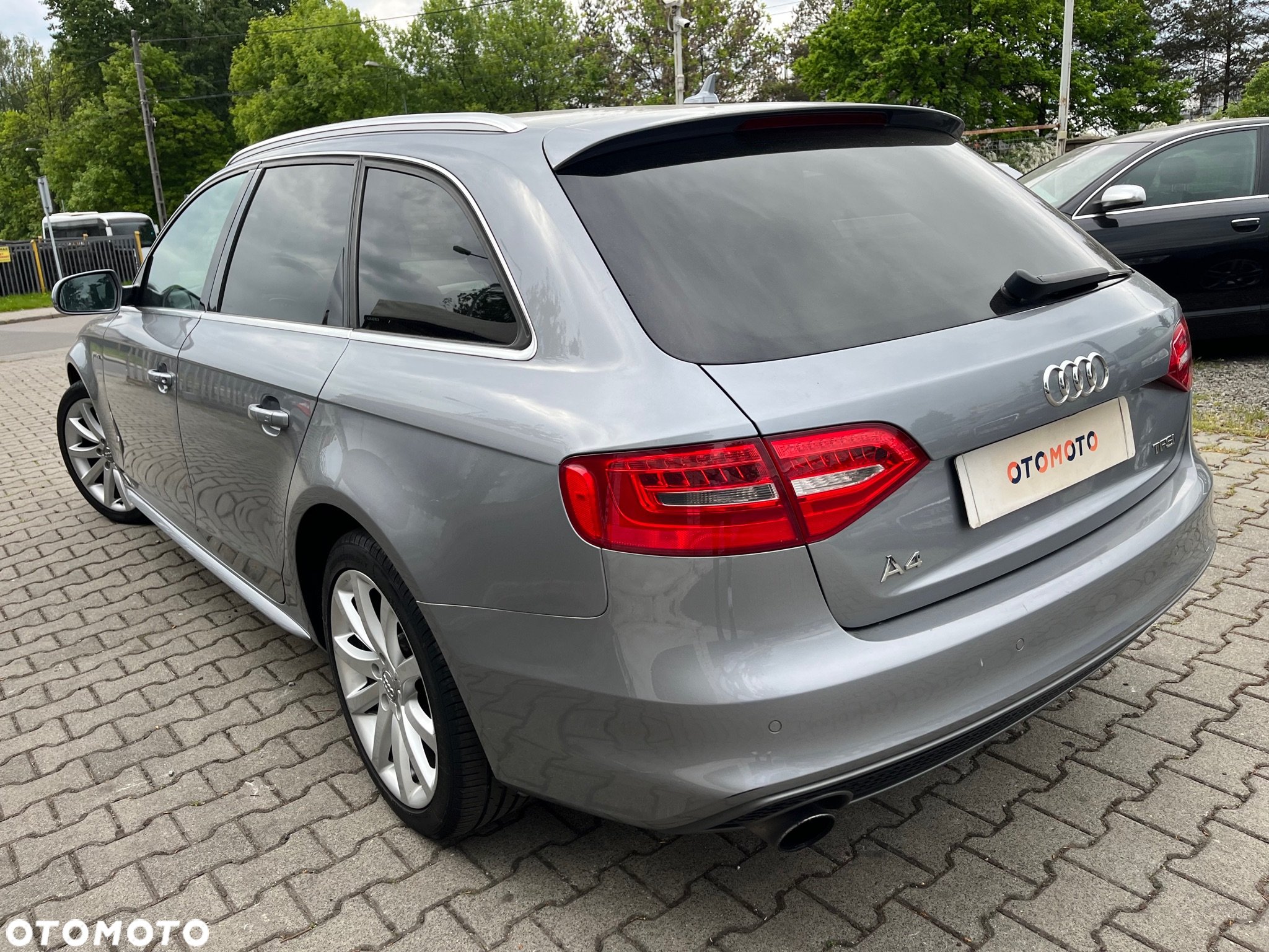Audi A4 Avant 2.0 TFSI multitronic S line Sportpaket - 3