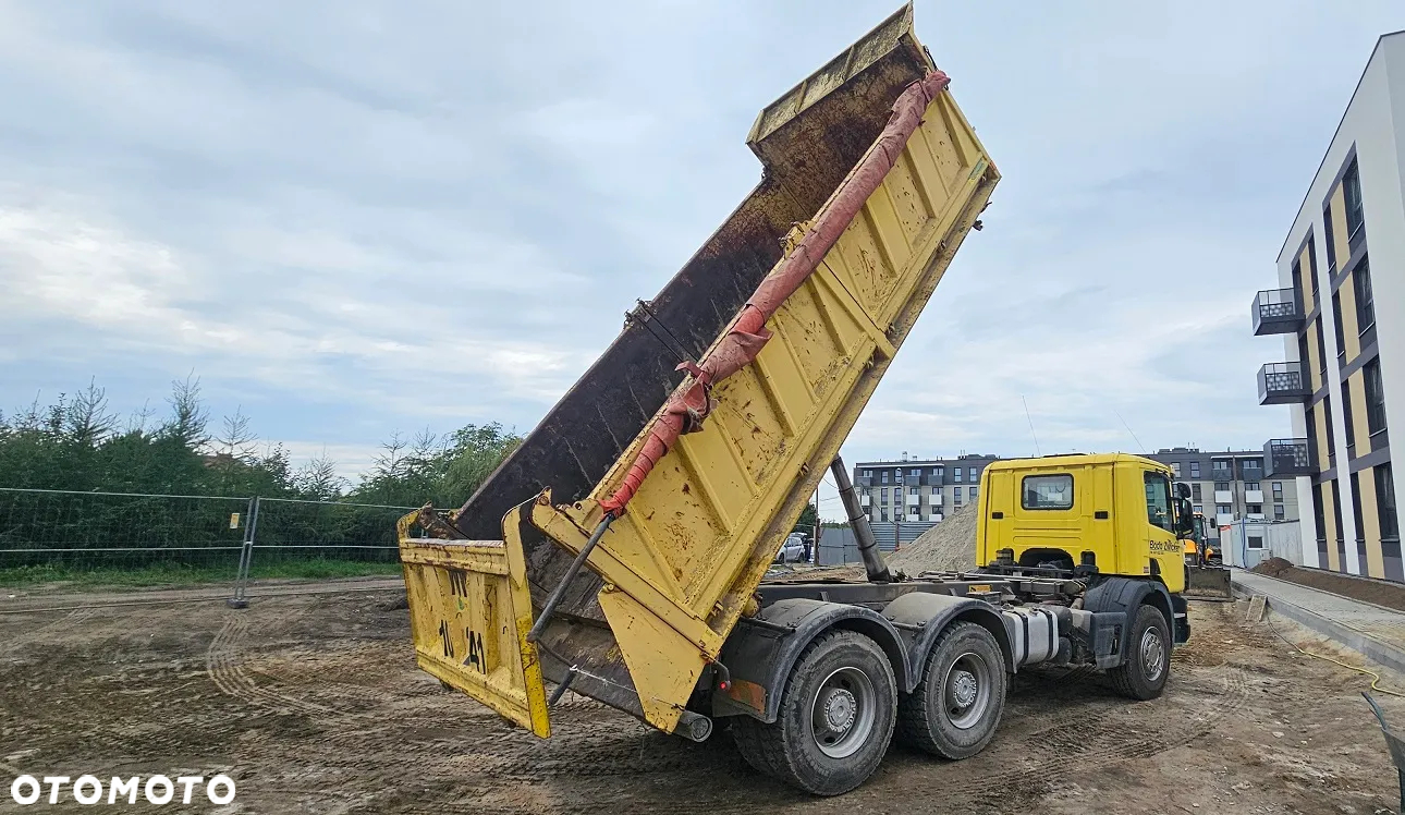 Scania 94C 6X4 - 3