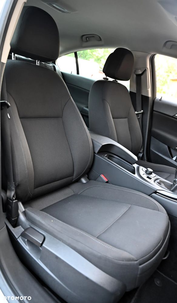 Opel Insignia 1.6 - 28