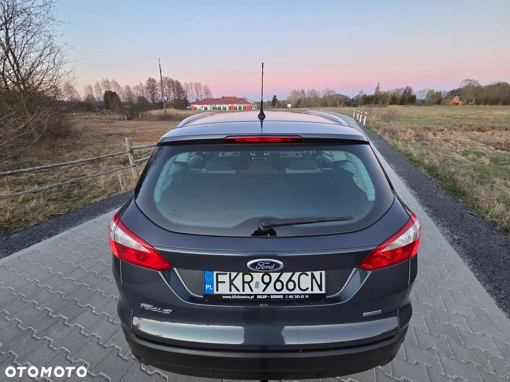 Ford Focus 1.6 TDCi DPF Champions Edition - 14