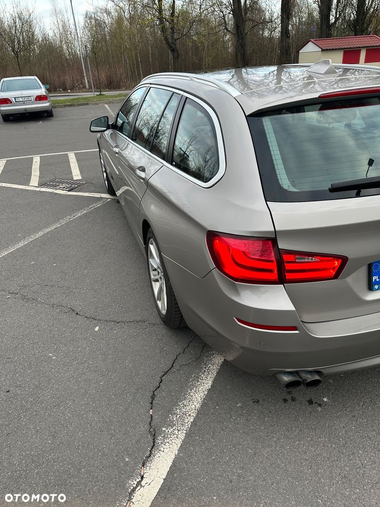 BMW Seria 5 2011 photo 3