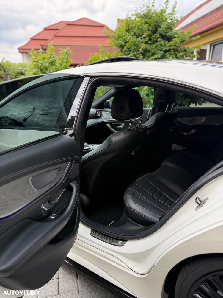 Mercedes-Benz CLS 450 4MATIC 9G-TRONIC AMG Line - 21