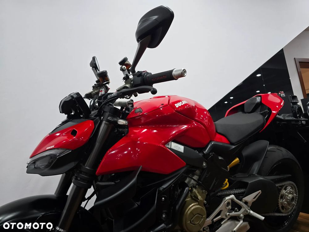 Ducati Streetfighter V4 - 34