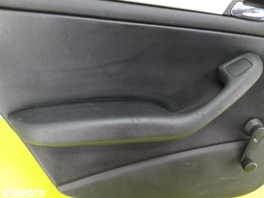 Tapicerka drzwi tył lewa BMW Seria 3 E46 1998-2007 SKORA KOMBI 8224535 - 3