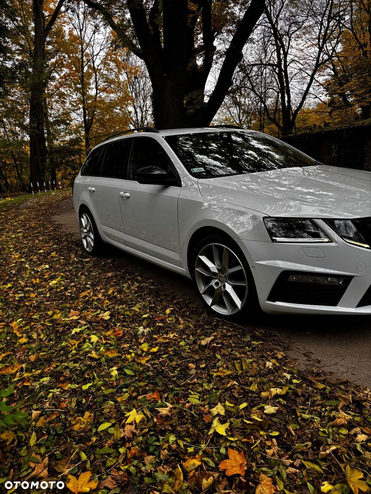 Skoda Octavia 2.0 TDI DSG RS - 3