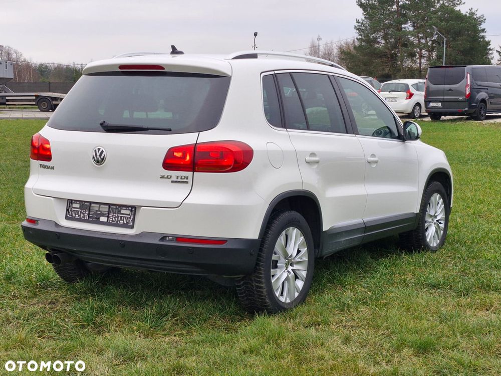 Volkswagen Tiguan - 8