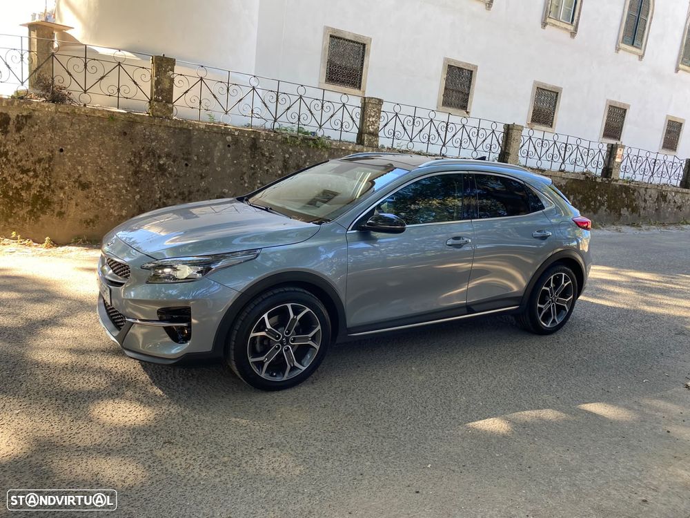 Kia XCeed 1.6 CRDi Tech+SRF - 7