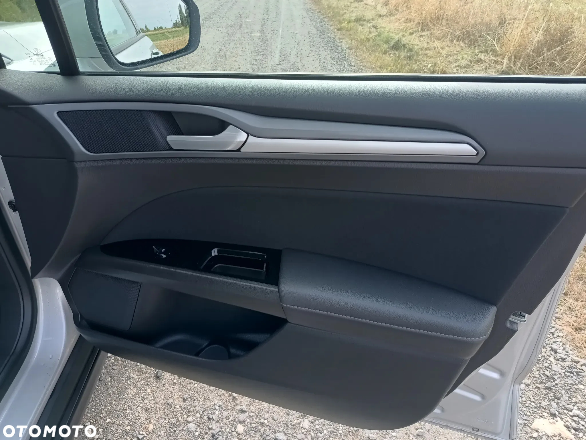 Ford Mondeo - 16