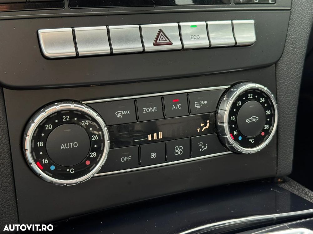 Mercedes-Benz C 180 T CGI BlueEFFICIENCY - 33