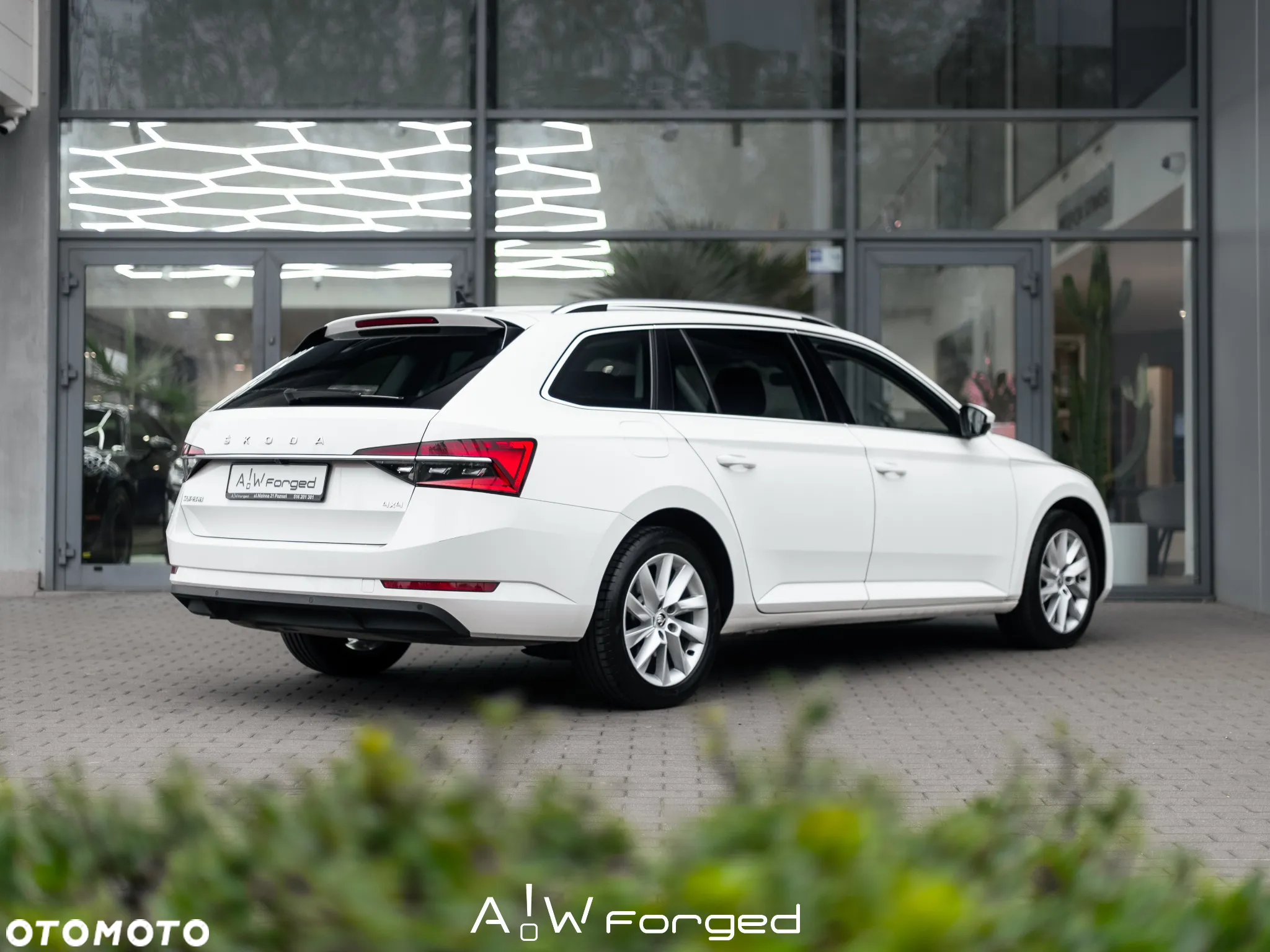Skoda Superb 2.0 TDI SCR 4x4 Style DSG - 12