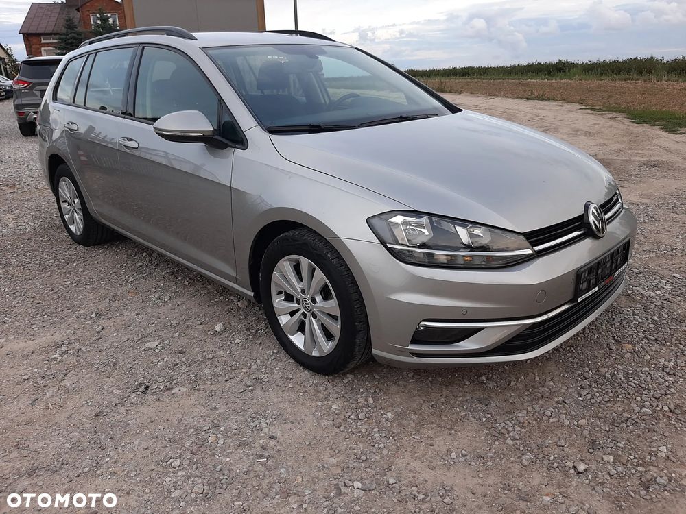 Volkswagen Golf 1.6 TDI (BlueMotion Technology) Comfortline - 4