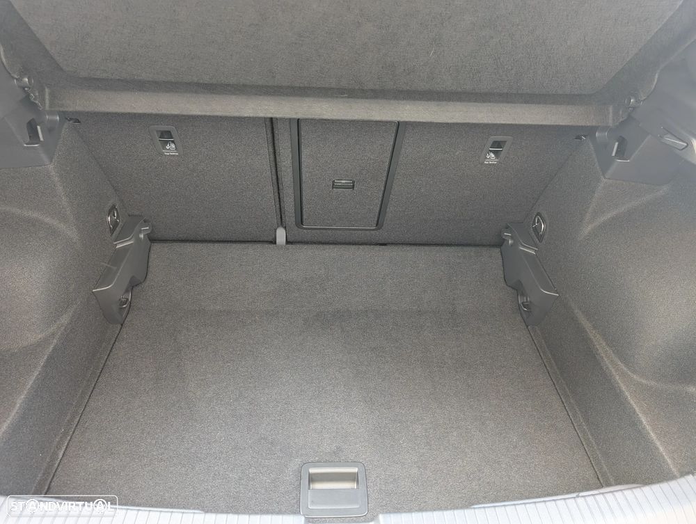 VW T-Roc 2.0 TDI R-Line DSG - 9