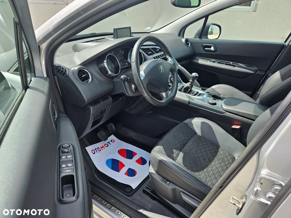 Peugeot 3008 2.0 HDi Premium+ - 8
