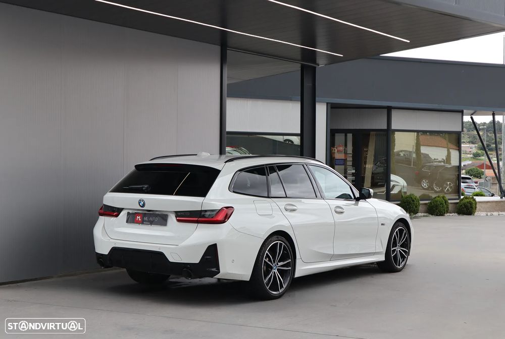 BMW 330 e Pack Desportivo M Auto - 3