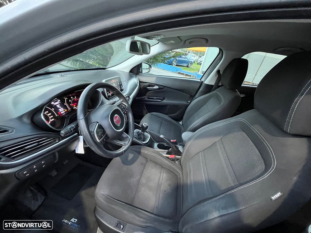 Fiat Tipo Station Wagon 1.3 M-Jet Mirror - 23
