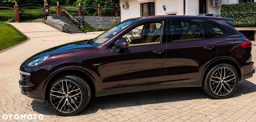 Porsche Cayenne Diesel Platinum Edition - 4