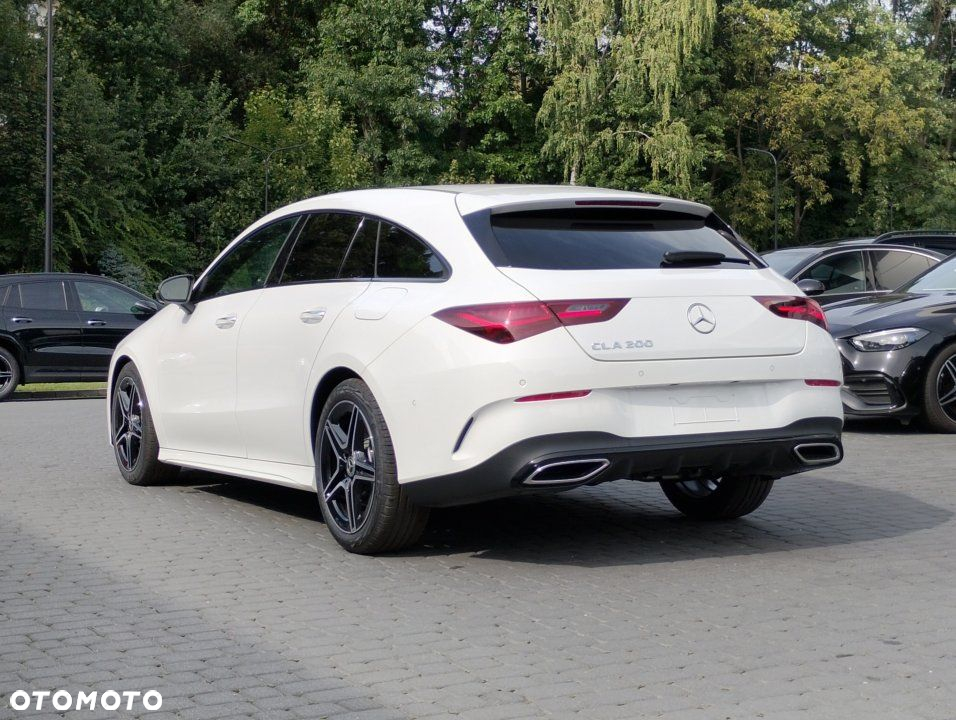 Mercedes-Benz CLA - 5