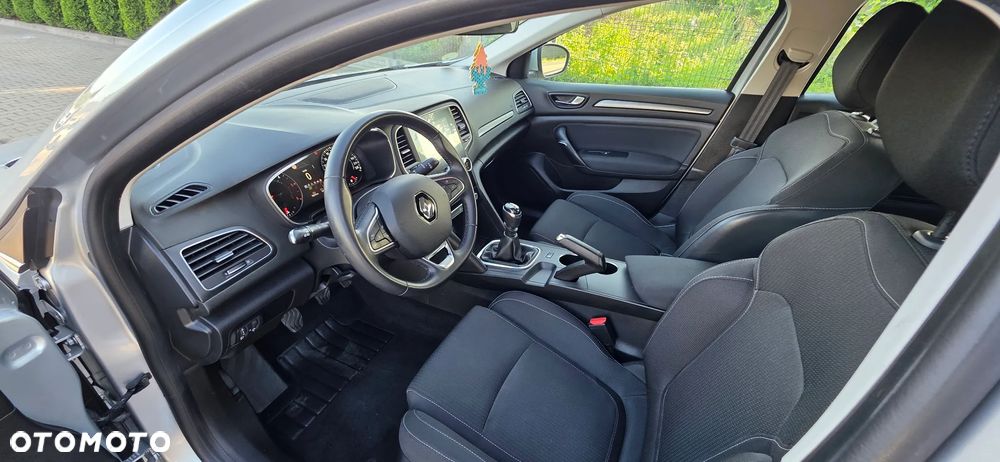 Renault Megane 1.5 Blue dCi Zen - 14