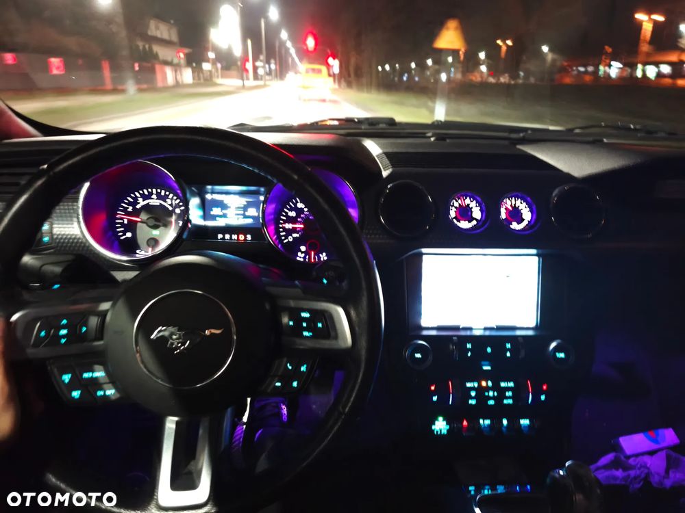 Ford Mustang 2.3 Eco Boost - 28