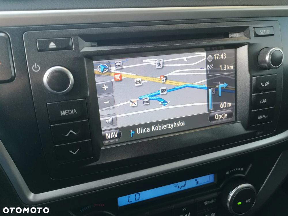 Toyota Auris 1.8 VVT-i Automatik Comfort - 27
