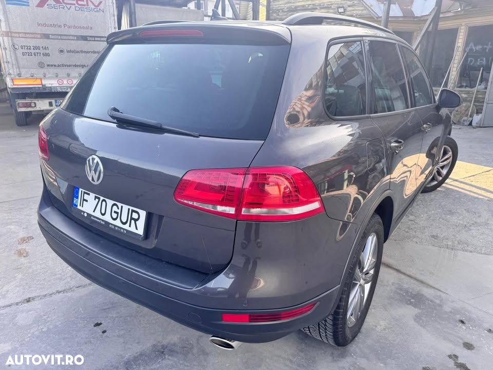 Volkswagen Touareg 3.0 V6 TDI BMT - 3