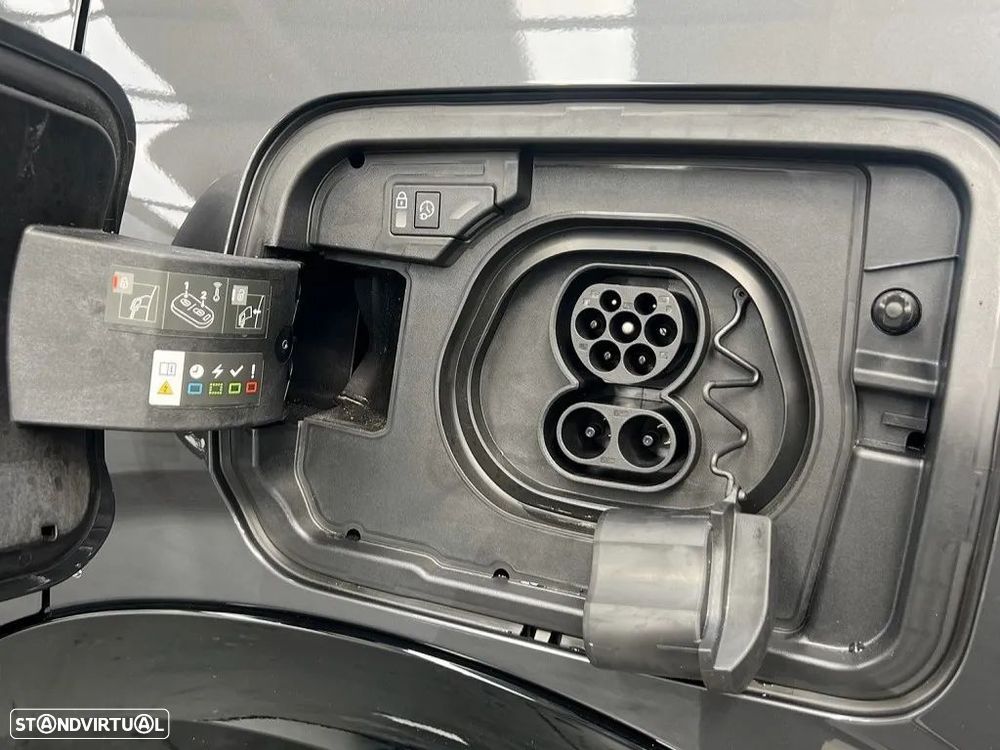 Peugeot E-5008 73 kWh GT - 18