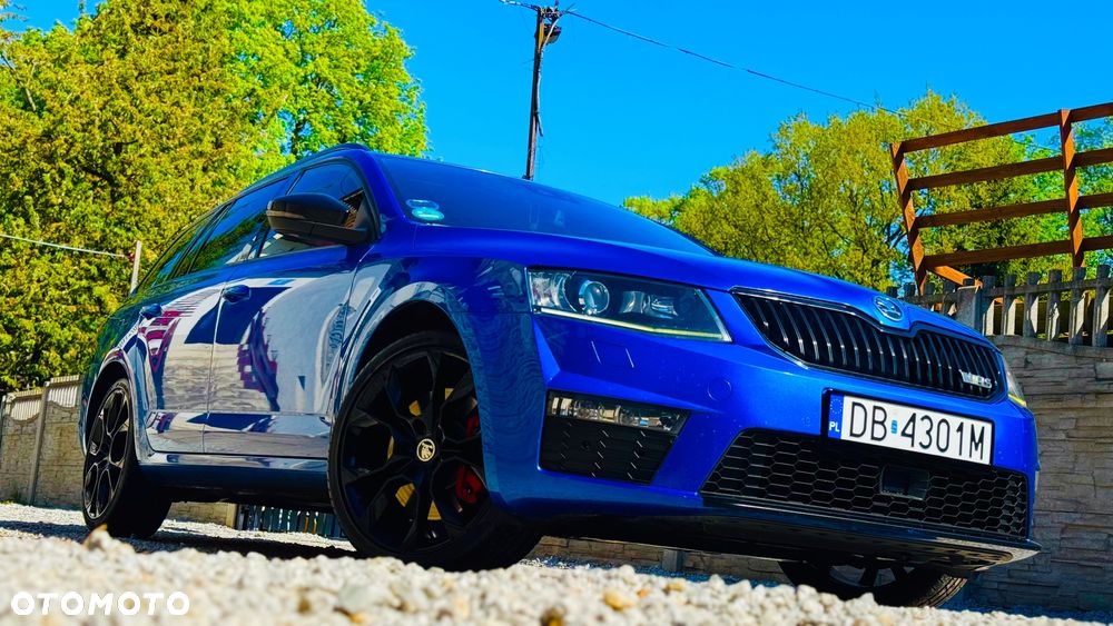 Skoda Octavia 2.0 TDI DSG RS - 1