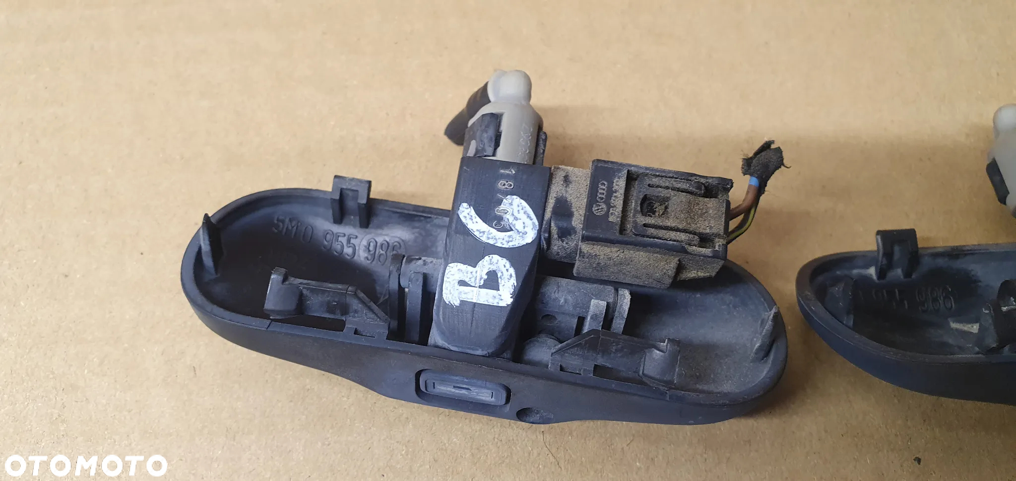 Dysza spryskiwacza podgrzewany spryskiwacz VW Passat B6 5M0955986 - 4