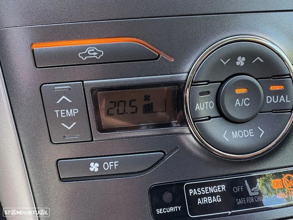 Toyota Auris 1.4 D-4D Sol - 48