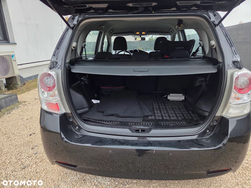 Toyota Verso 1.8 7-Sitzer Comfort - 14